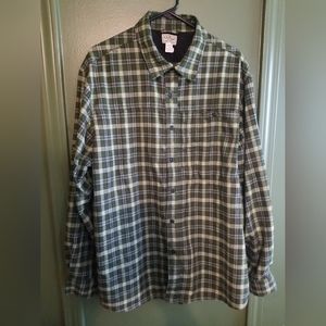 L.L. Bean Men Size XL Green Plaid Button Up Shirt Long Sleeve Outdoor Zip Pocket